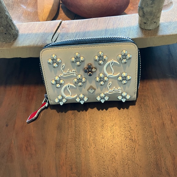 Christian Louboutin cream Wallet with Silver Embellishments - Picture 4 of 5